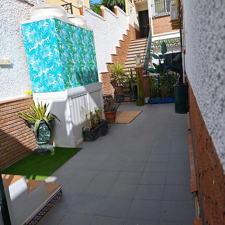Bianca Chic Studio - Carihuela Beach At 300M Torremolinos Exterior foto